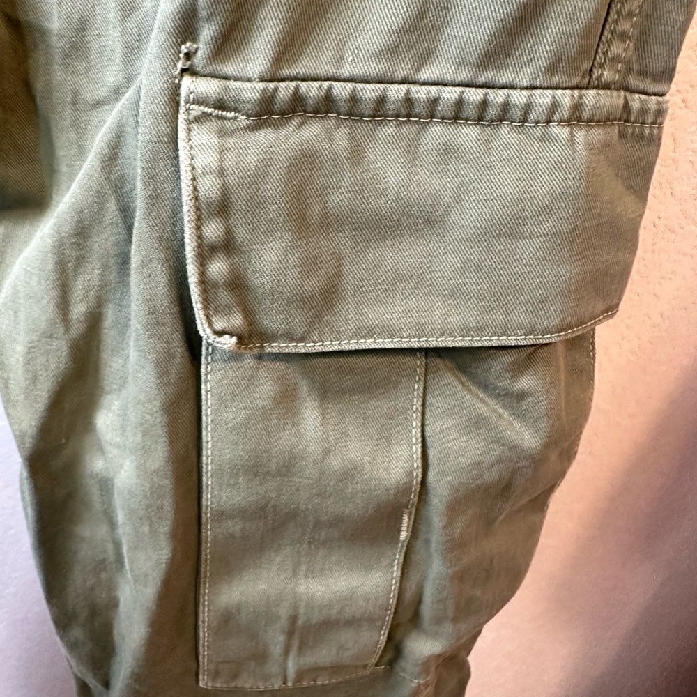 NWOT RE/DONE Originals Women’s Army Green Designer Cargo Pants - Size 26 - Picture 12 of 15